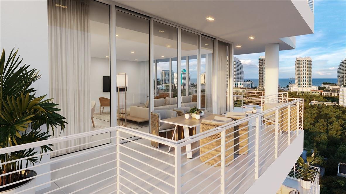 527 Orton Avenue, #302B, Fort Lauderdale, FL 33304 527 Orton Avenue, #302B, Fort Lauderdale, FL 33304