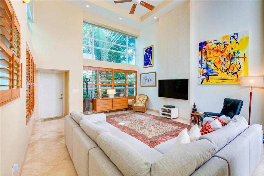 Property photo for 910 NE 16th Terrace, #5, Fort Lauderdale, FL