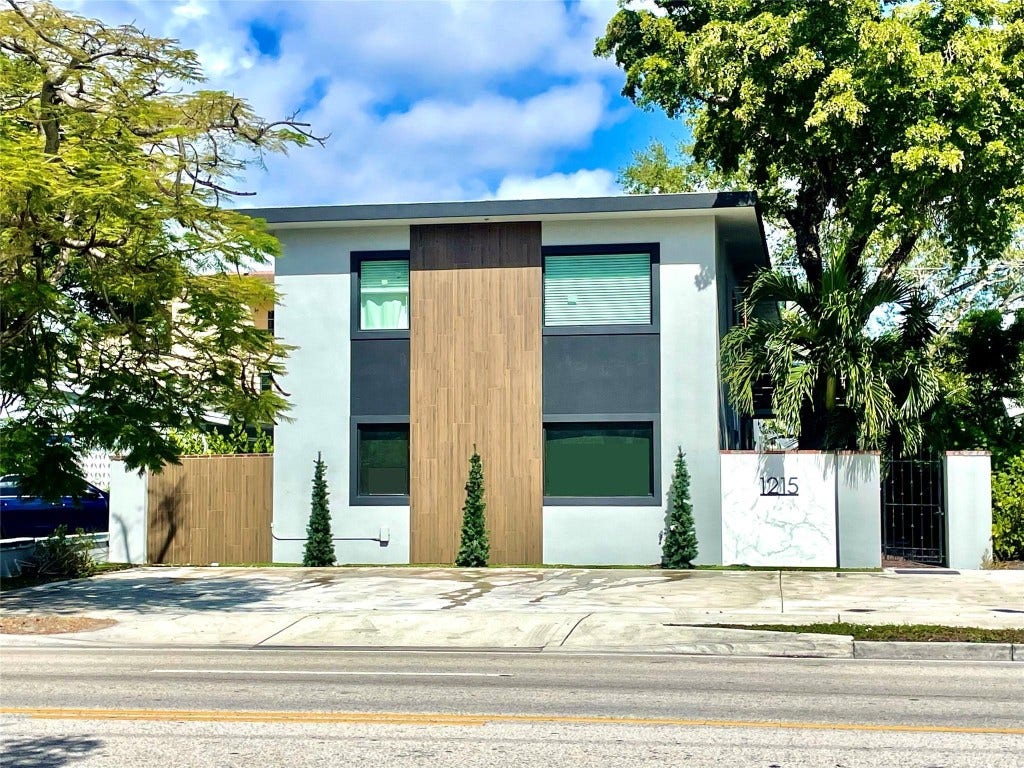 1215 E Broward Boulevard, Fort Lauderdale, Fort Lauderdale, FL 33301