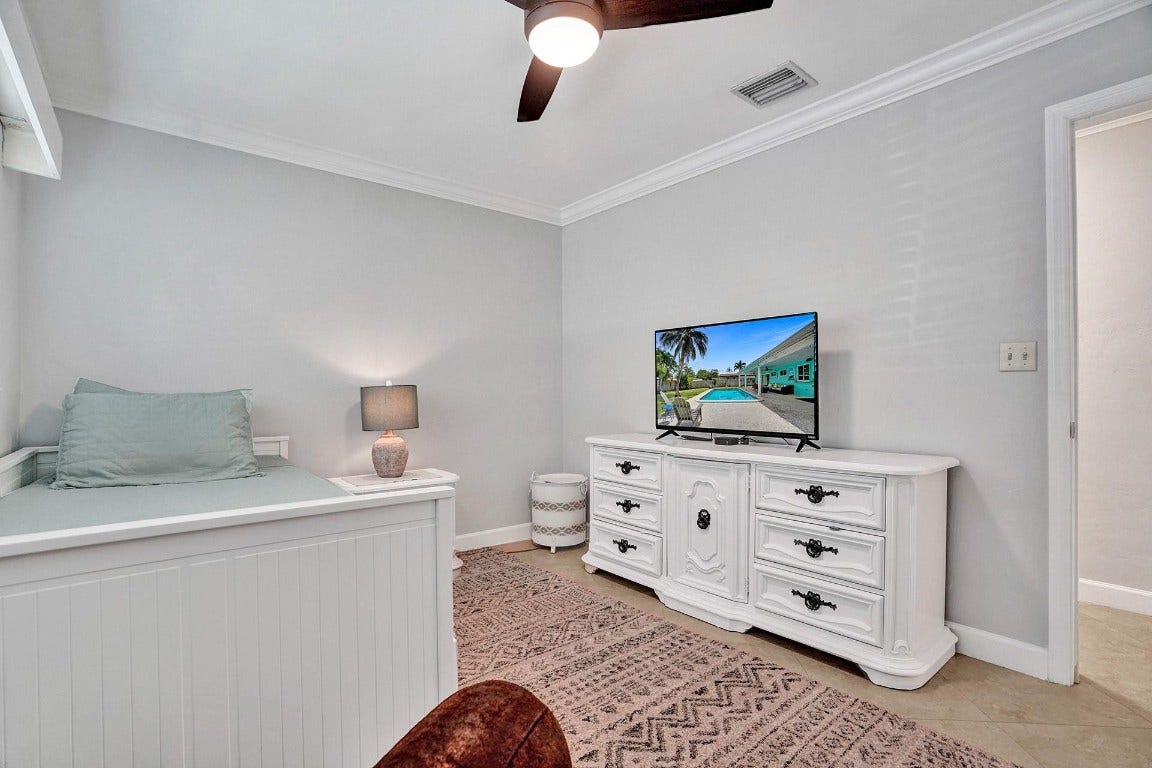 251 SW 18th Street, Pompano Beach, Pompano Beach, FL 33060