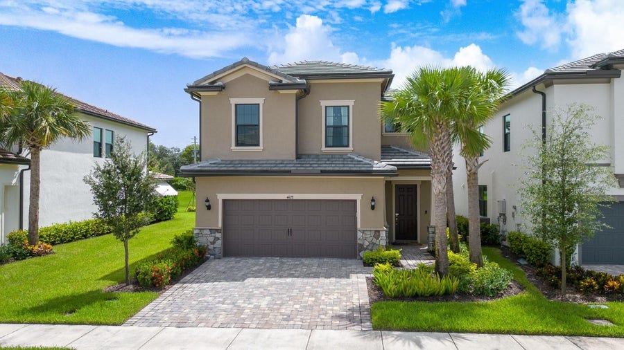 Property photo for 4628 Pinehurst Trail, Oakland Park, FL
