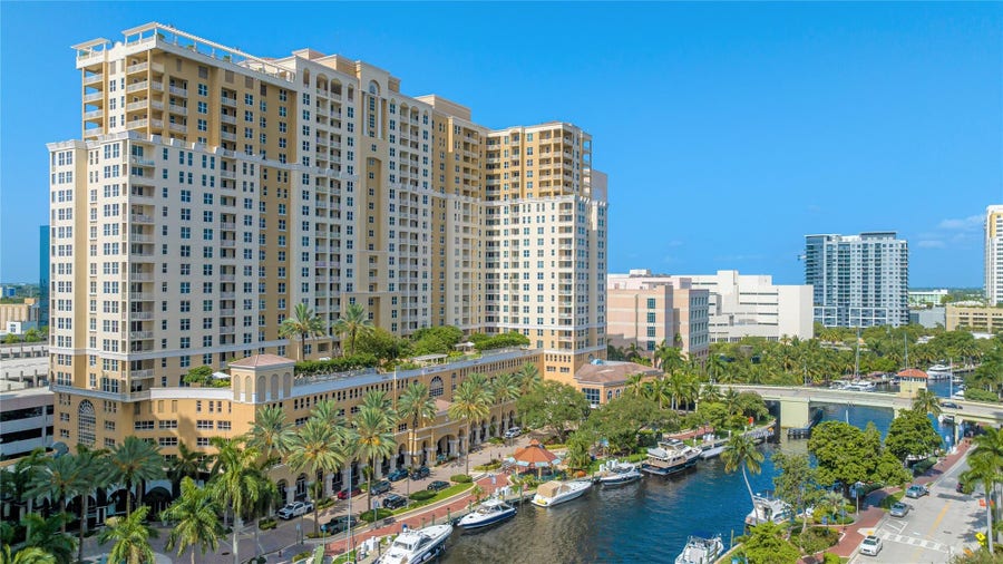 Property photo for 511 SE 5th Avenue, #1913, Fort Lauderdale, FL