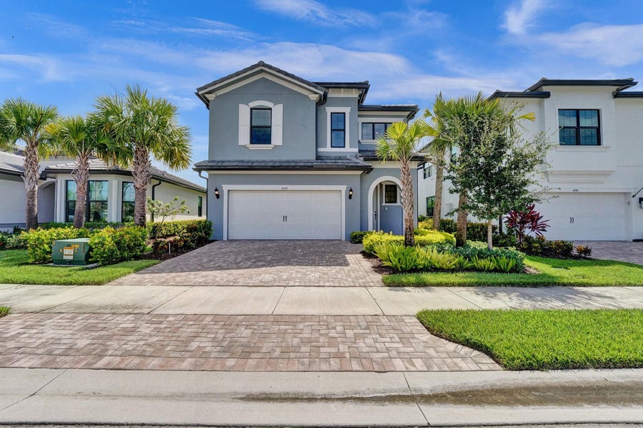 Property photo for 4642 W Pinehurst Trail, Oakland Park, FL