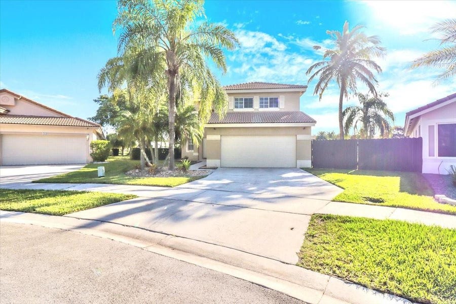 Property photo for 429 SW 204th Avenue, Pembroke Pines, FL