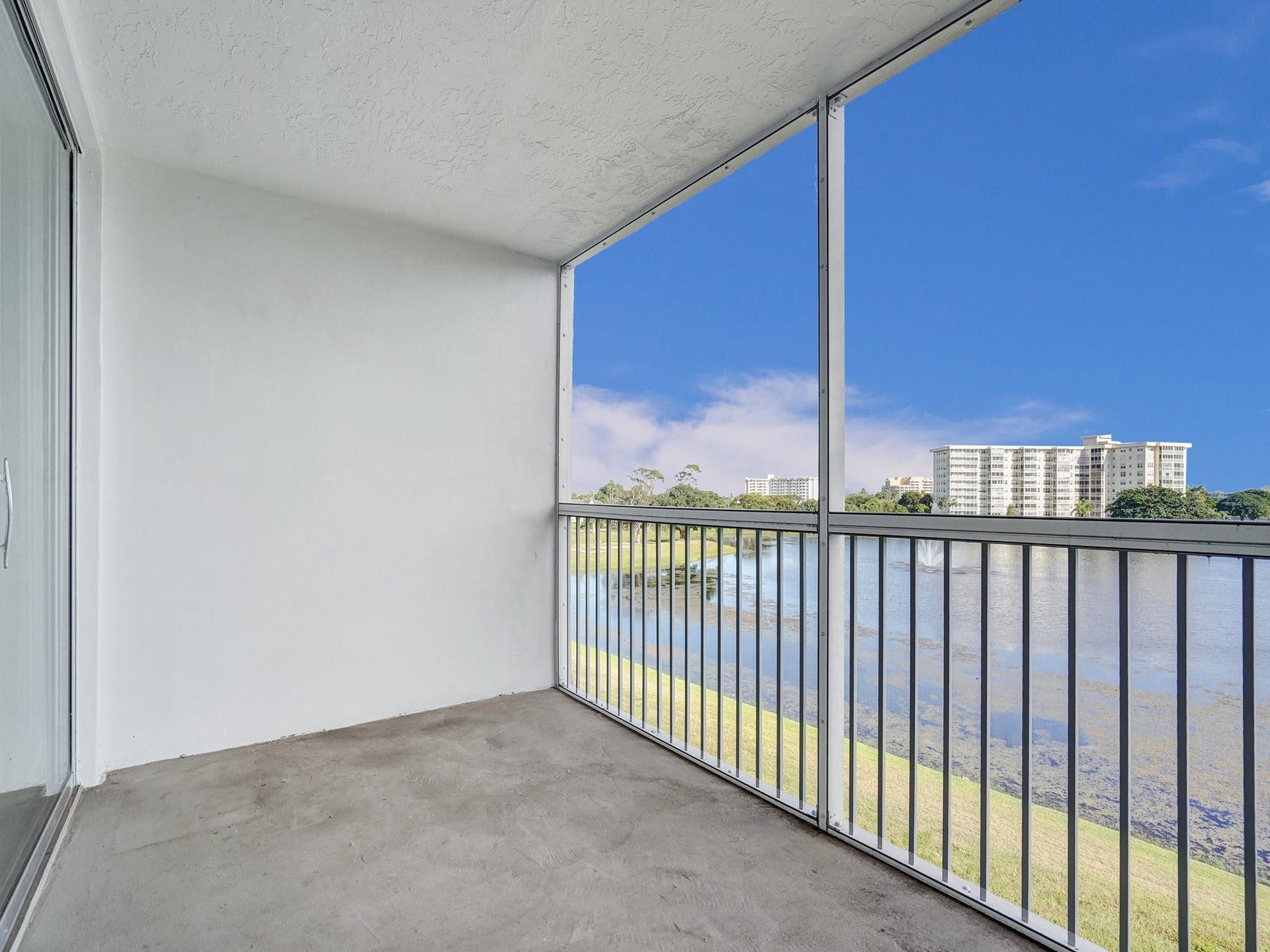 3091 N Course Drive, #405, Pompano Beach, FL 33069 Photo 3
