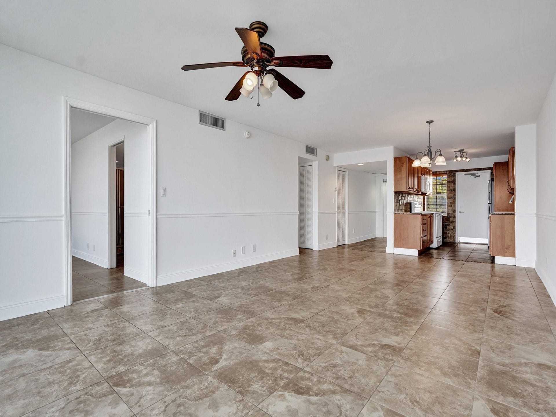 3091 N Course Drive, #405, Pompano Beach, FL 33069 Photo 16