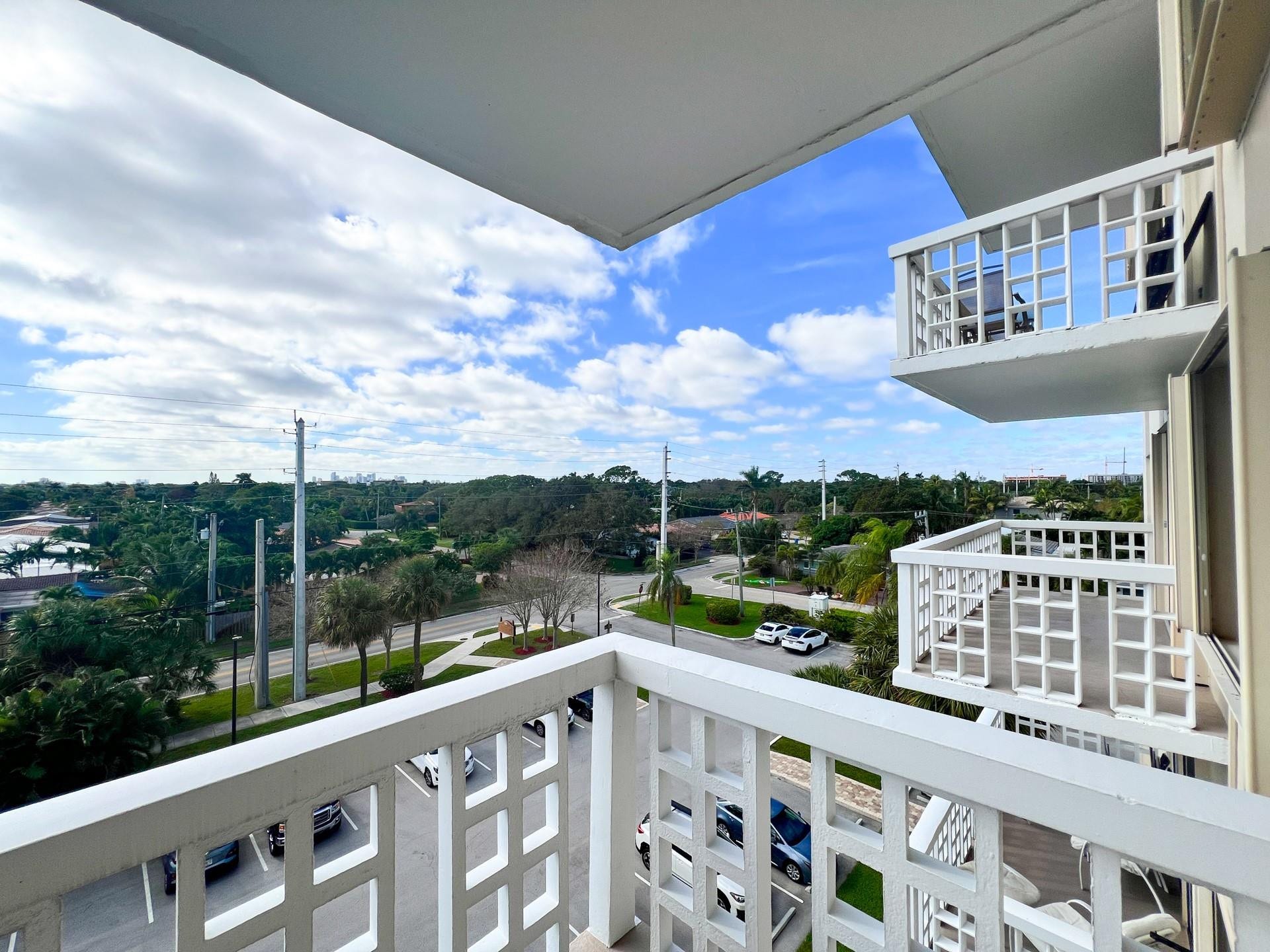 1831 NE 38 Street, #504, Oakland Park, FL 33308 Photo 12