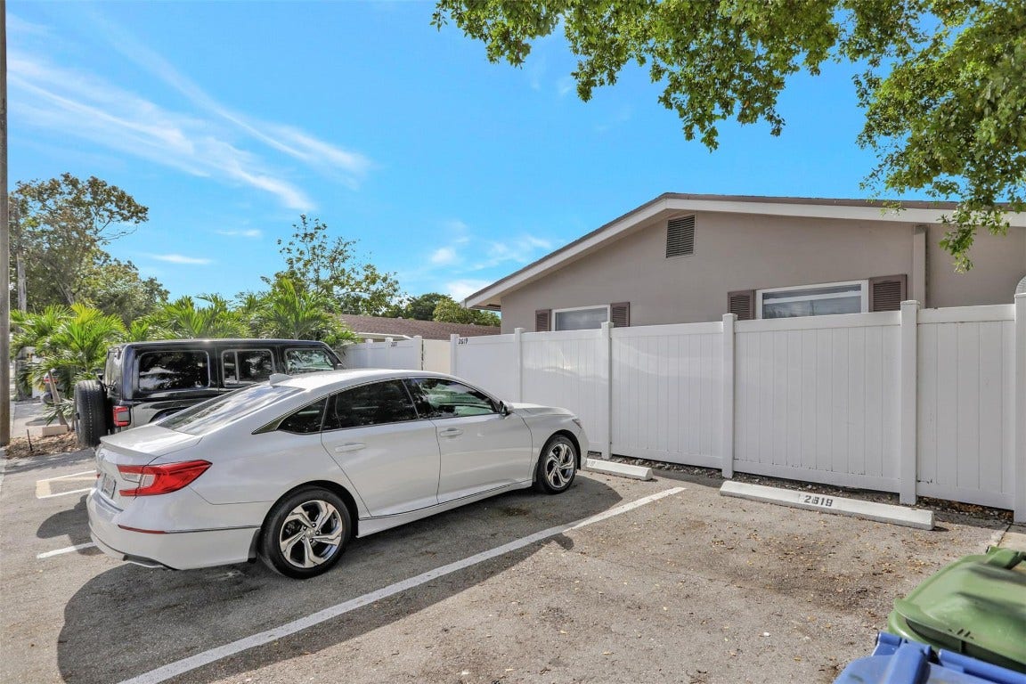 2609 NW 9th Avenue, Wilton Manors, FL 33311