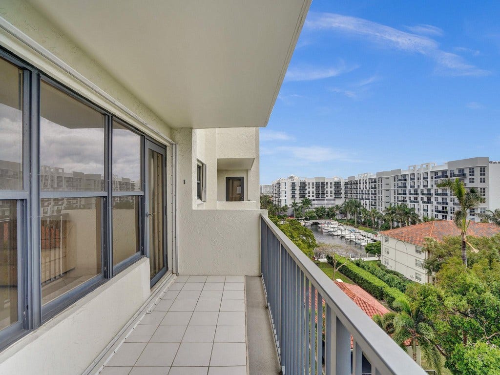 3200 Port Royale Drive, #705, Fort Lauderdale, FL 33308 3200 Port Royale Drive, #705, Fort Lauderdale, FL 33308