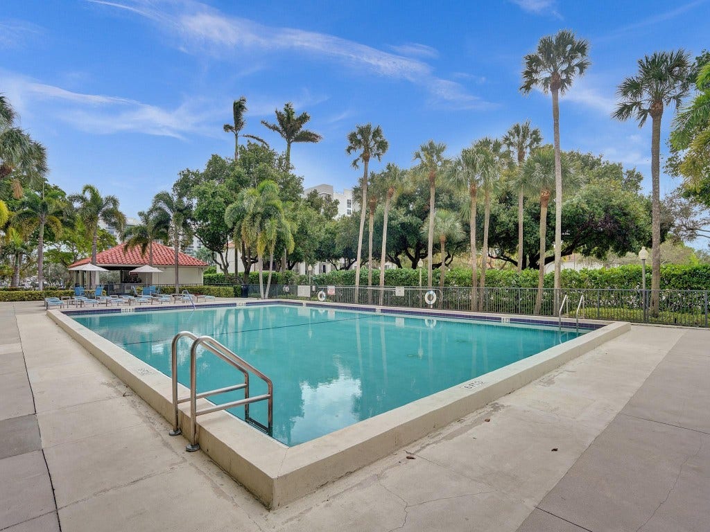 3200 Port Royale Drive, #705, Fort Lauderdale, FL 33308 3200 Port Royale Drive, #705, Fort Lauderdale, FL 33308