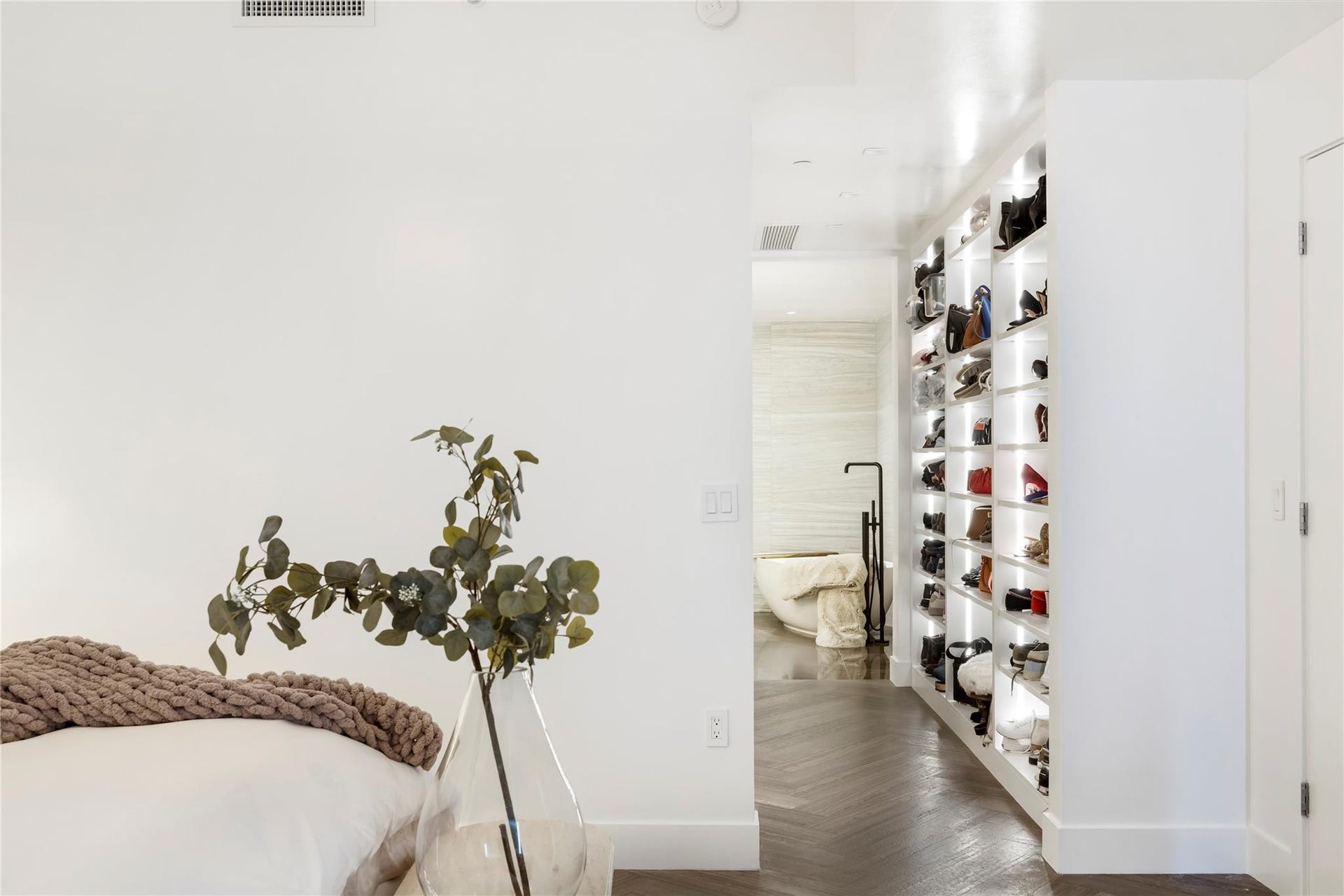2200 N Ocean Boulevard, #S903, Fort Lauderdale, FL 33305