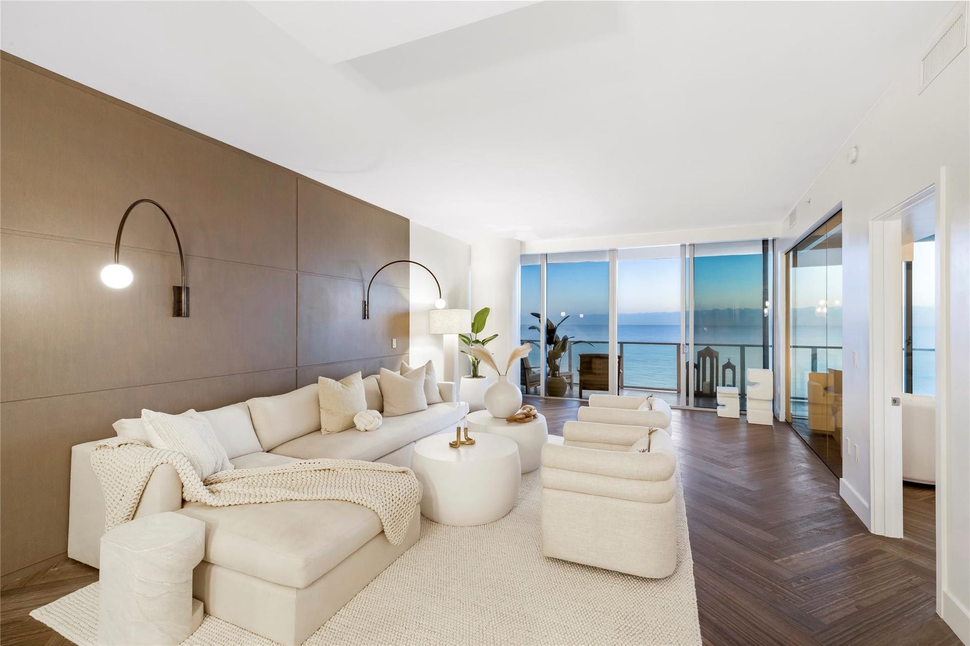 2200 N Ocean Boulevard, #S903, Fort Lauderdale, FL 33305