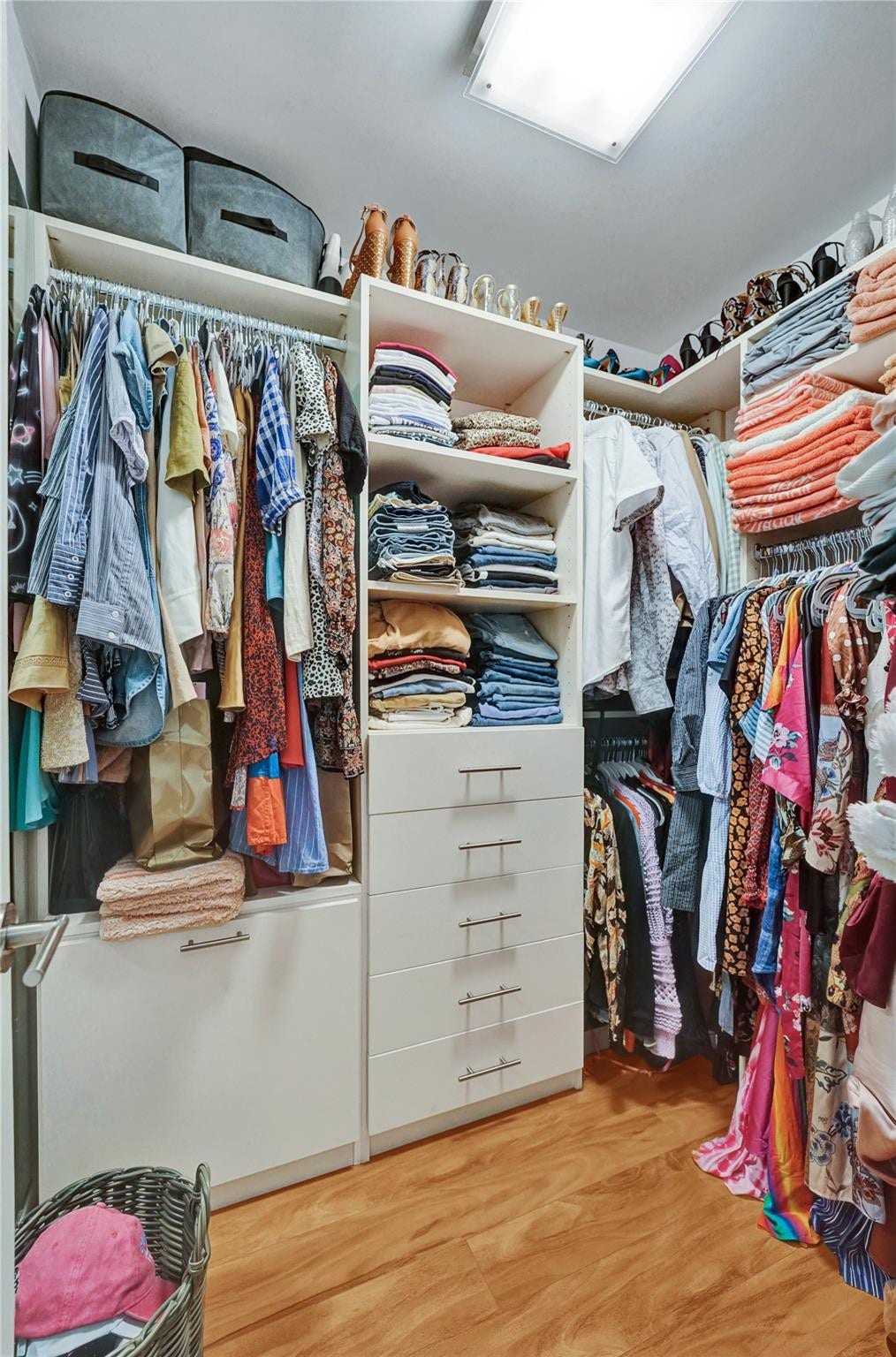 Guest bedroom walk in closet