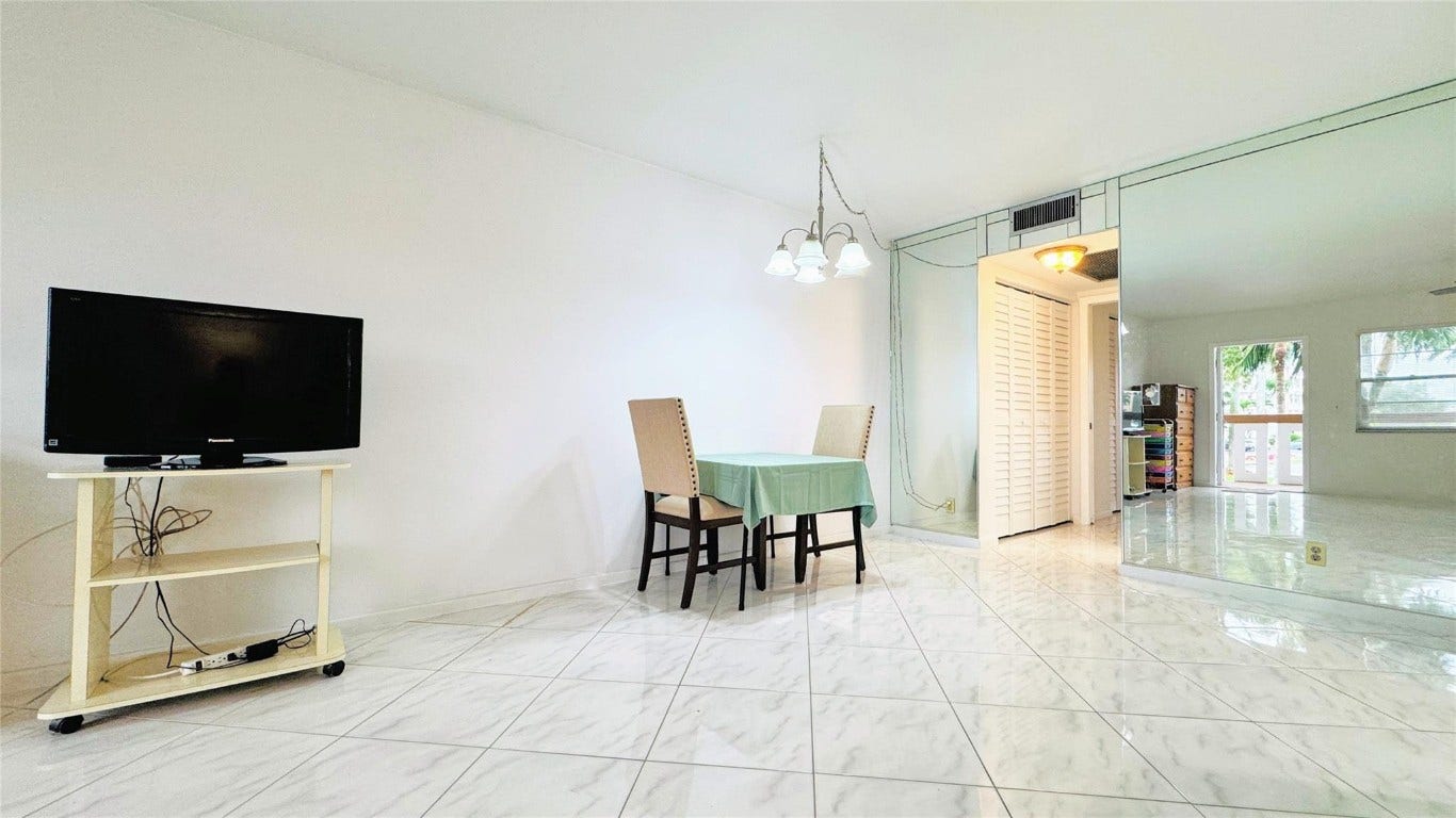 2033 Cornwall B, #2033, Boca Raton, FL 33434 2033 Cornwall B, #2033, Boca Raton, FL 33434