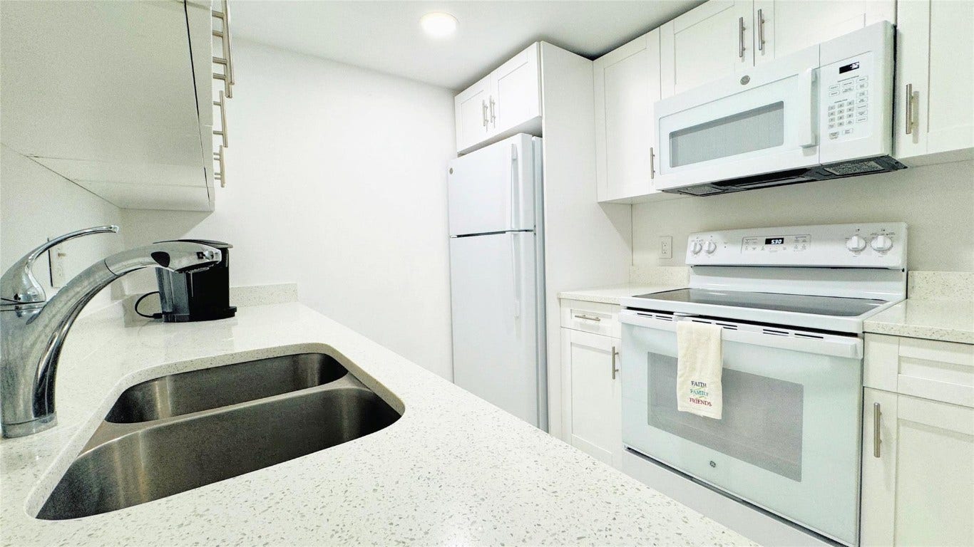 2033 Cornwall B, #2033, Boca Raton, FL 33434 2033 Cornwall B, #2033, Boca Raton, FL 33434