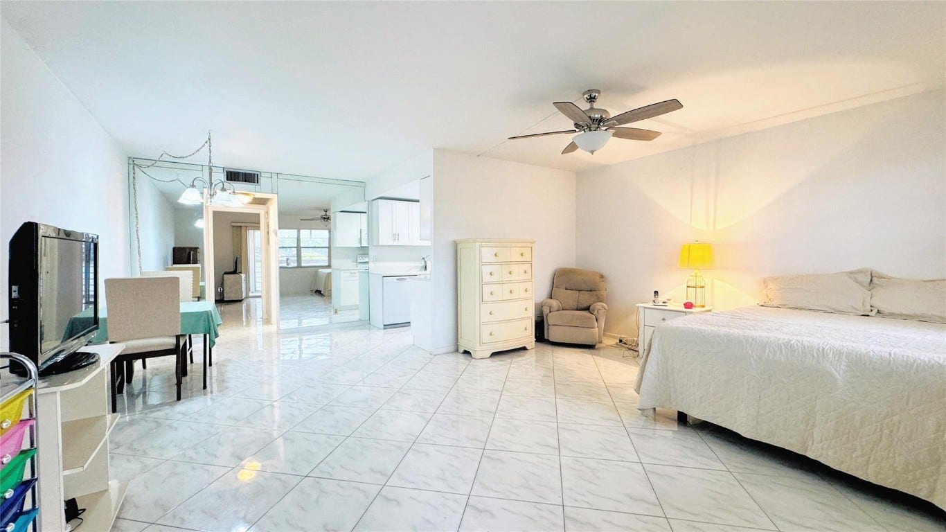 2033 Cornwall B, #2033, Boca Raton, FL 33434 2033 Cornwall B, #2033, Boca Raton, FL 33434
