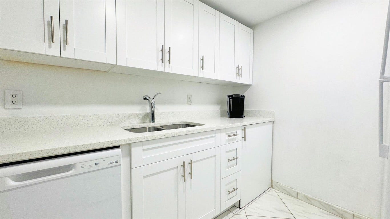 2033 Cornwall B, #2033, Boca Raton, FL 33434 2033 Cornwall B, #2033, Boca Raton, FL 33434