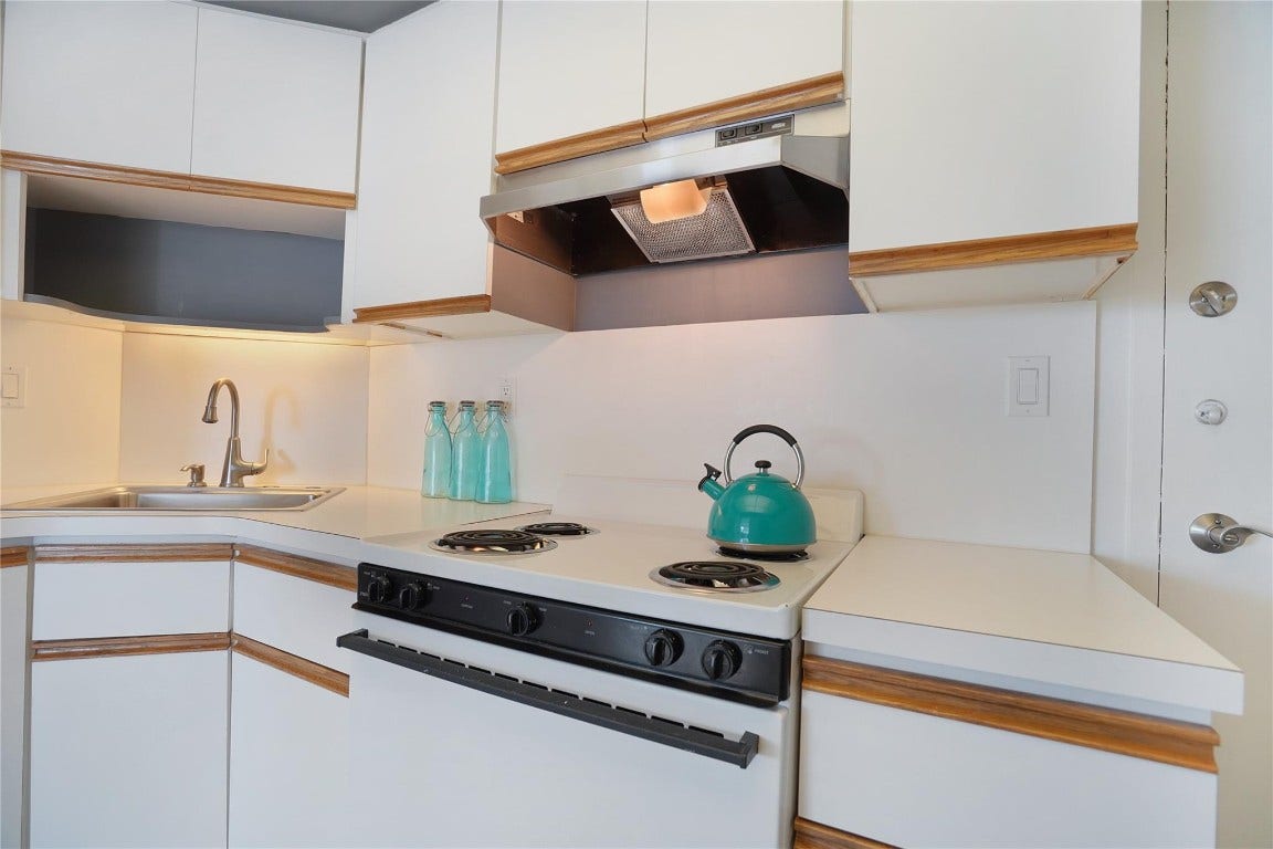 4010 Galt Ocean Drive, #908, Fort Lauderdale, FL 33308