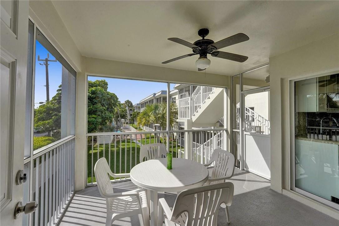 1439 S Ocean Boulevard, #201, Lauderdale By The Sea, FL 33062 Large patio