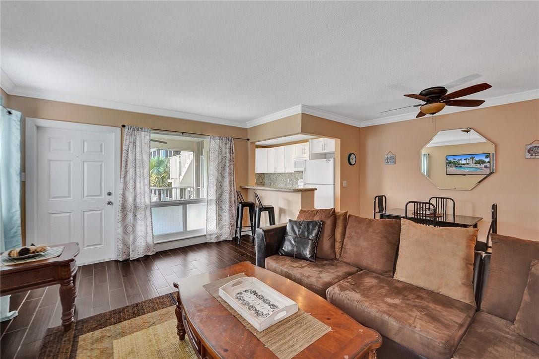 1439 S Ocean Boulevard, #201, Lauderdale By The Sea, FL 33062 Photo 6
