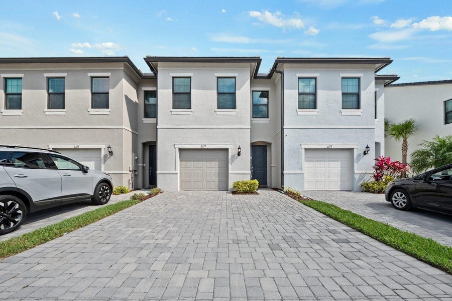Property photo for 2179 Appleton Circle, Oakland Park, FL