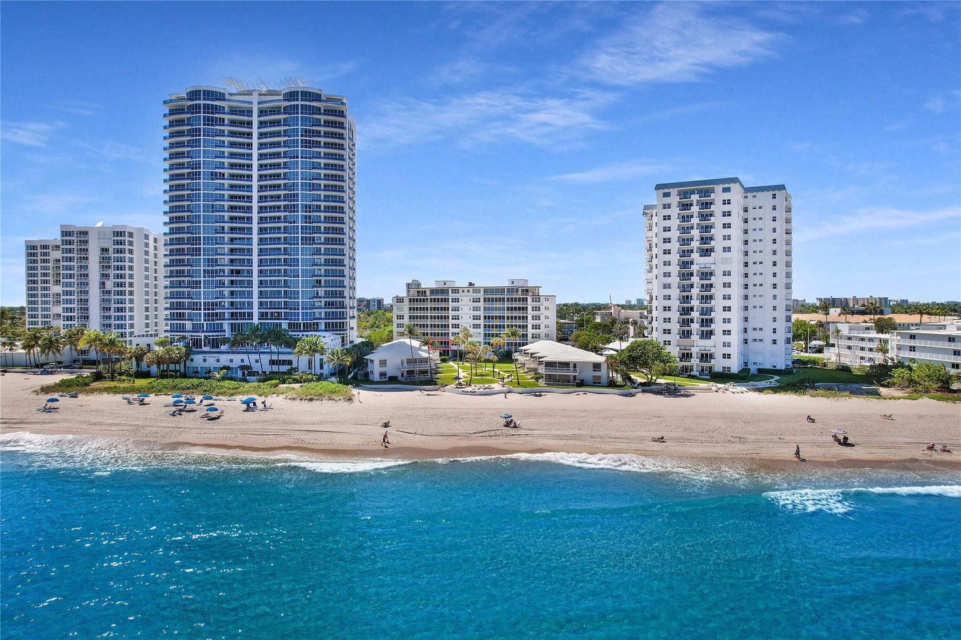 1530 S Ocean Boulevard, #203, Lauderdale By The Sea, FL 33062 Ocean East is set on the beach in Lauderdale By The Sea. Note the red outline in the main tower, showing the location of apartment #203.