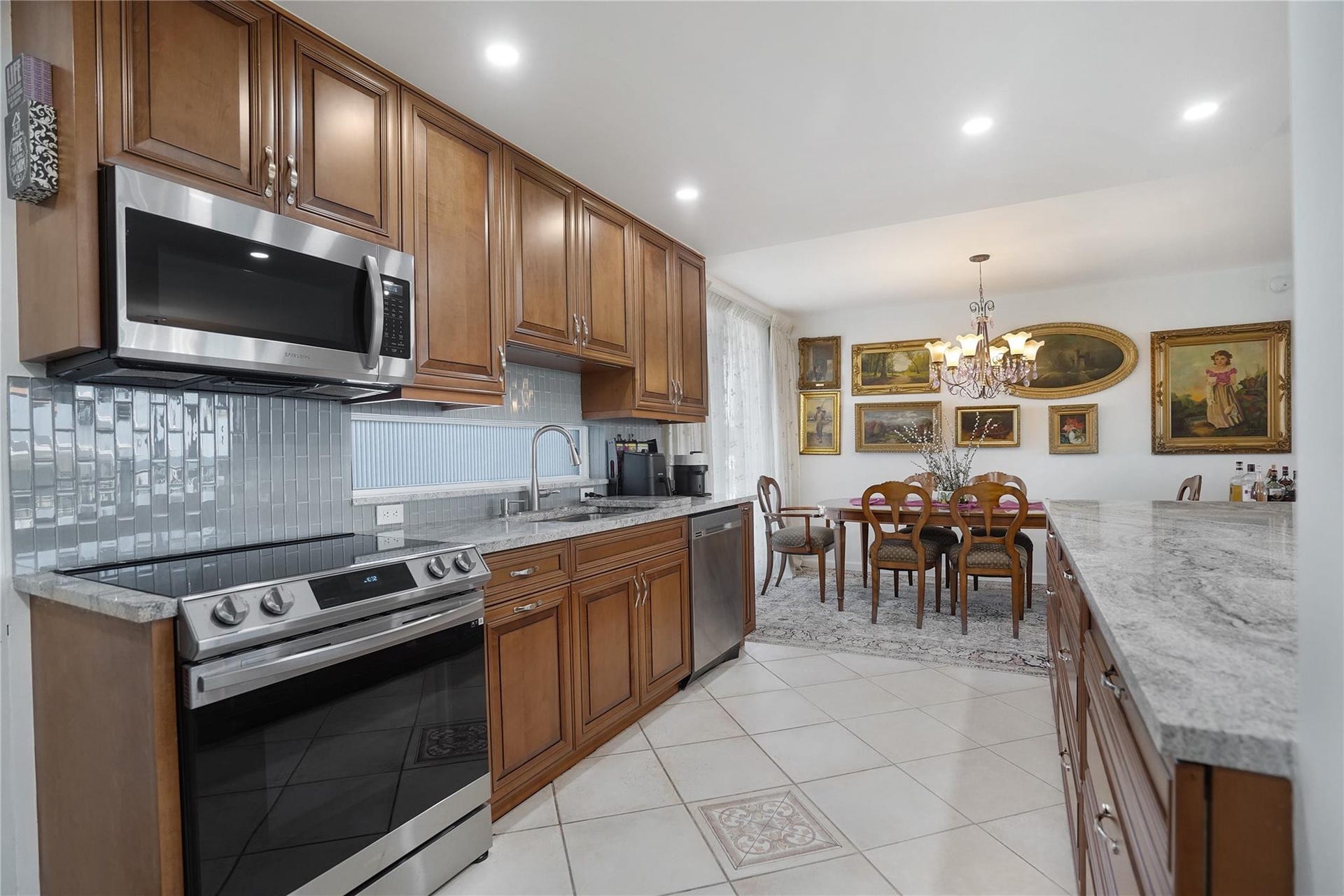 1530 S Ocean Boulevard, #203, Lauderdale By The Sea, FL 33062 This unit was totally renovated in 2021. The kitchen features high end Samsung stainless appliances.