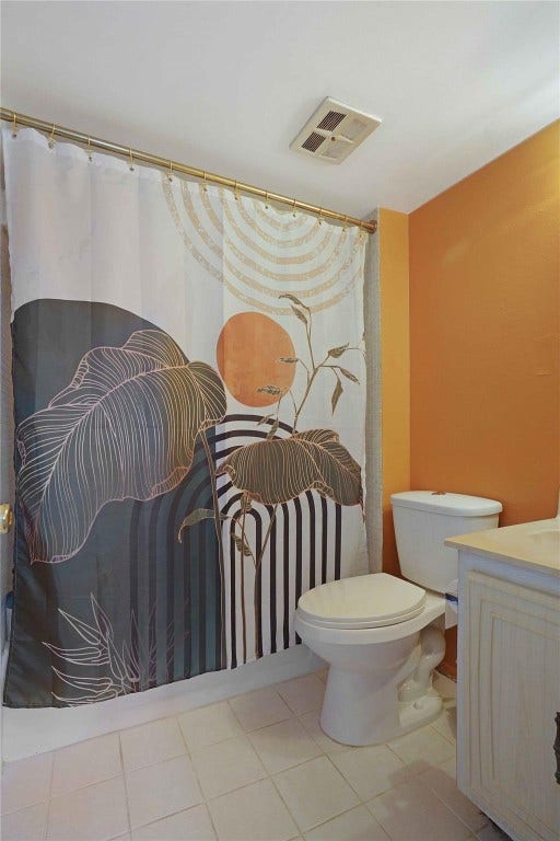 120 Royal Park Drive, #1B, Oakland Park, FL 33309