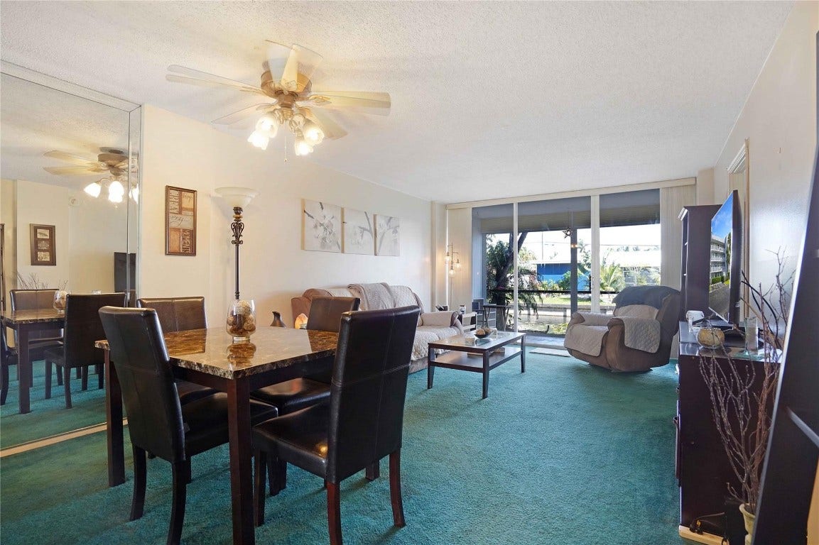 120 Royal Park Drive, #1B, Oakland Park, FL 33309