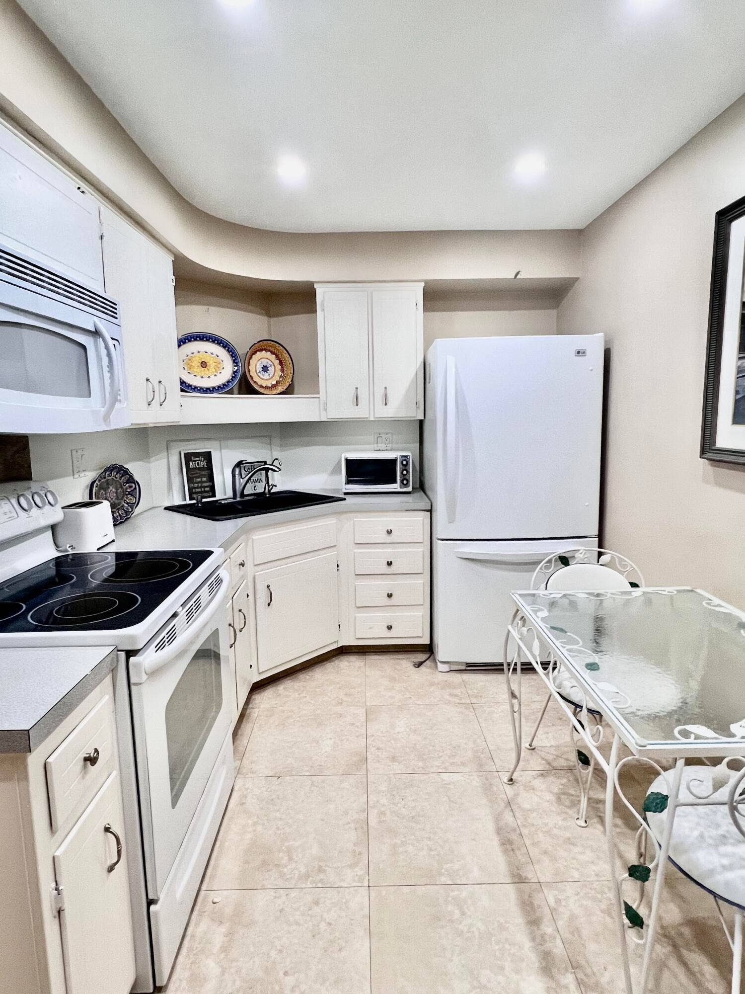 3300 NE 36th Street, #518, Fort Lauderdale, FL 33308 IMG_3350