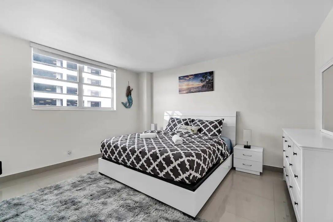 4001 S Ocean Drive, #5J, Hollywood, FL 33019