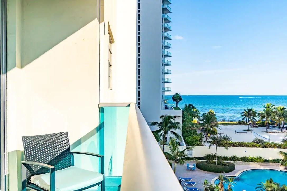 4001 S Ocean Drive, #5J, Hollywood, FL 33019