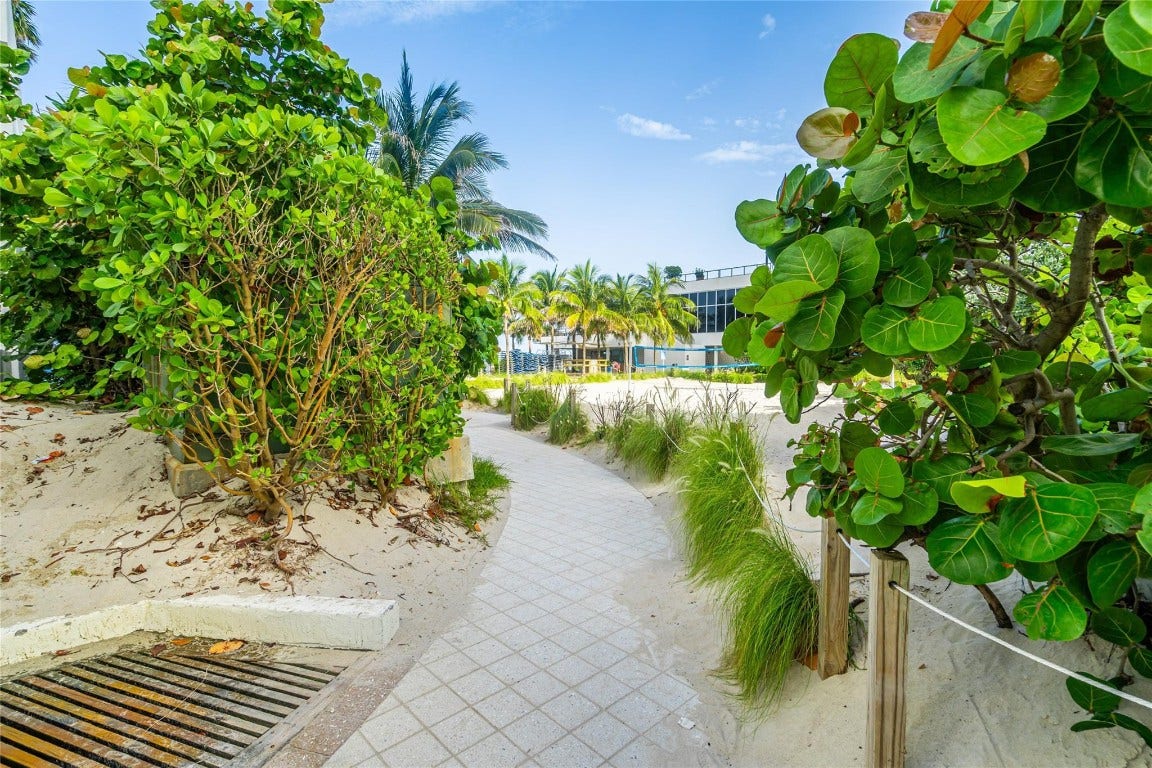 4001 S Ocean Drive, #5J, Hollywood, FL 33019
