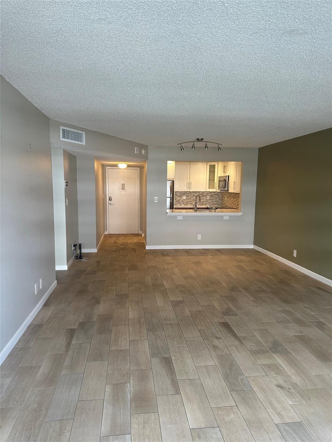 1160 N Federal Highway, #415, Fort Lauderdale, FL 33304 Photo 11