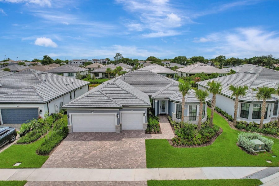 Property photo for 4547 Magnolia Way, Oakland Park, FL