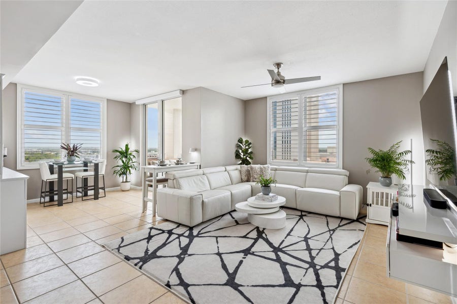 Property photo for 511 SE 5th Avenue, #1414, Fort Lauderdale, FL