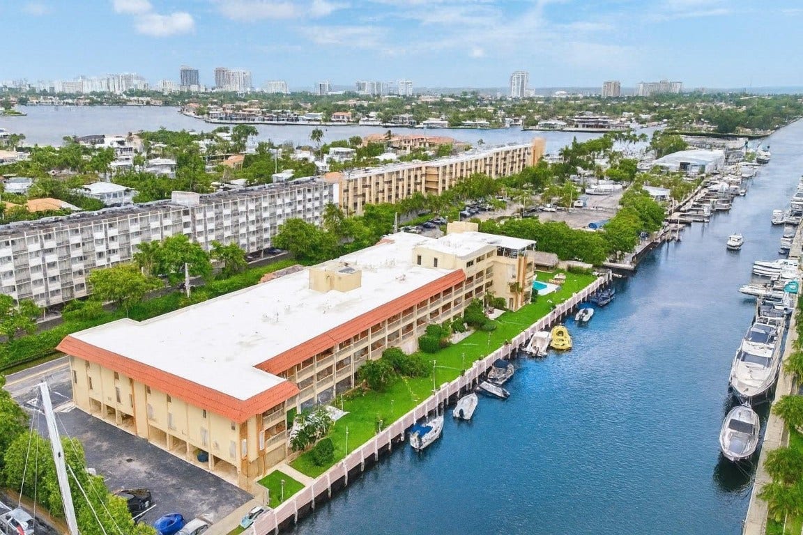 1700 SE 15th Street, #206, Fort Lauderdale, FL 33316