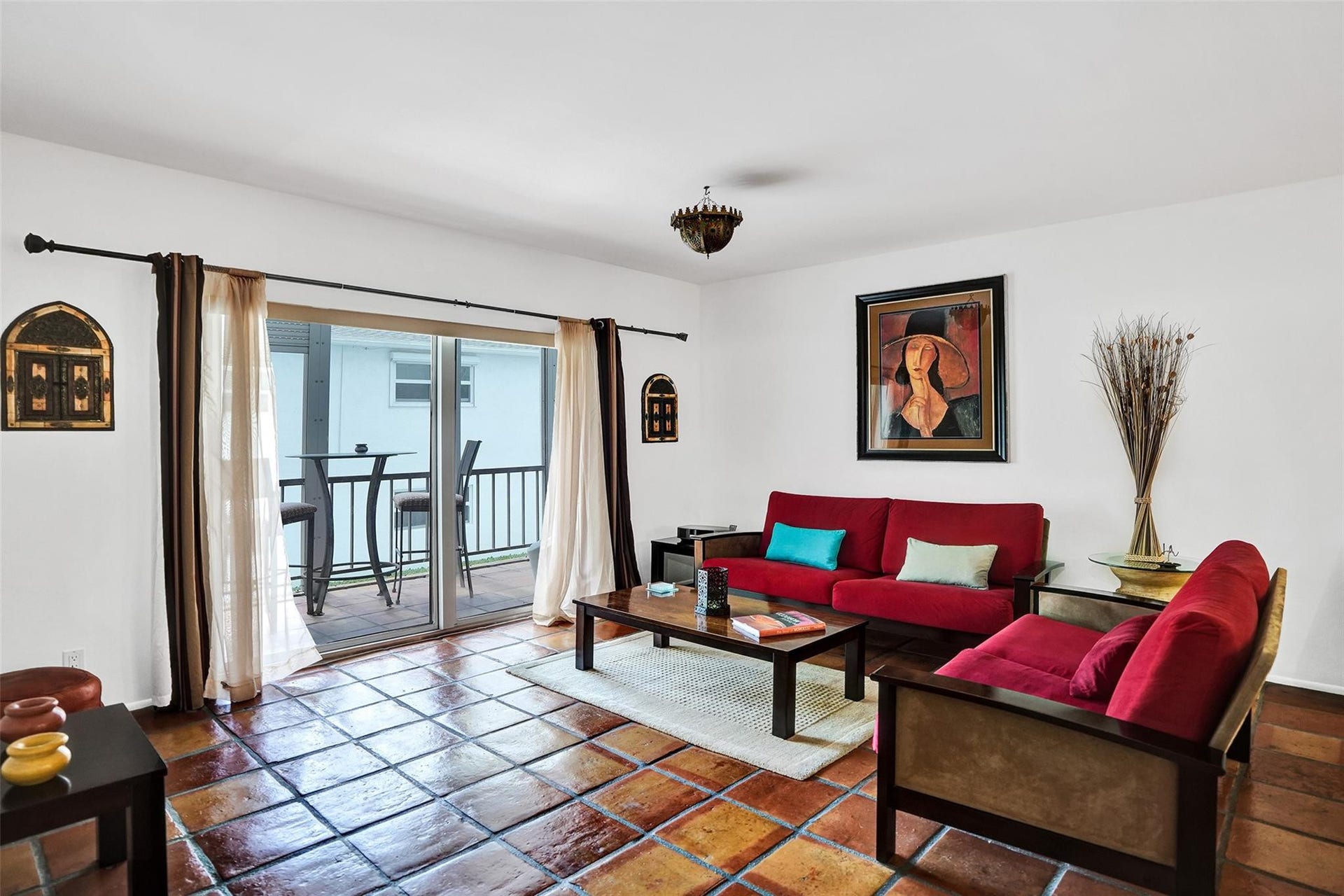 1212 SE 2nd Court, #201, Fort Lauderdale, FL 33301