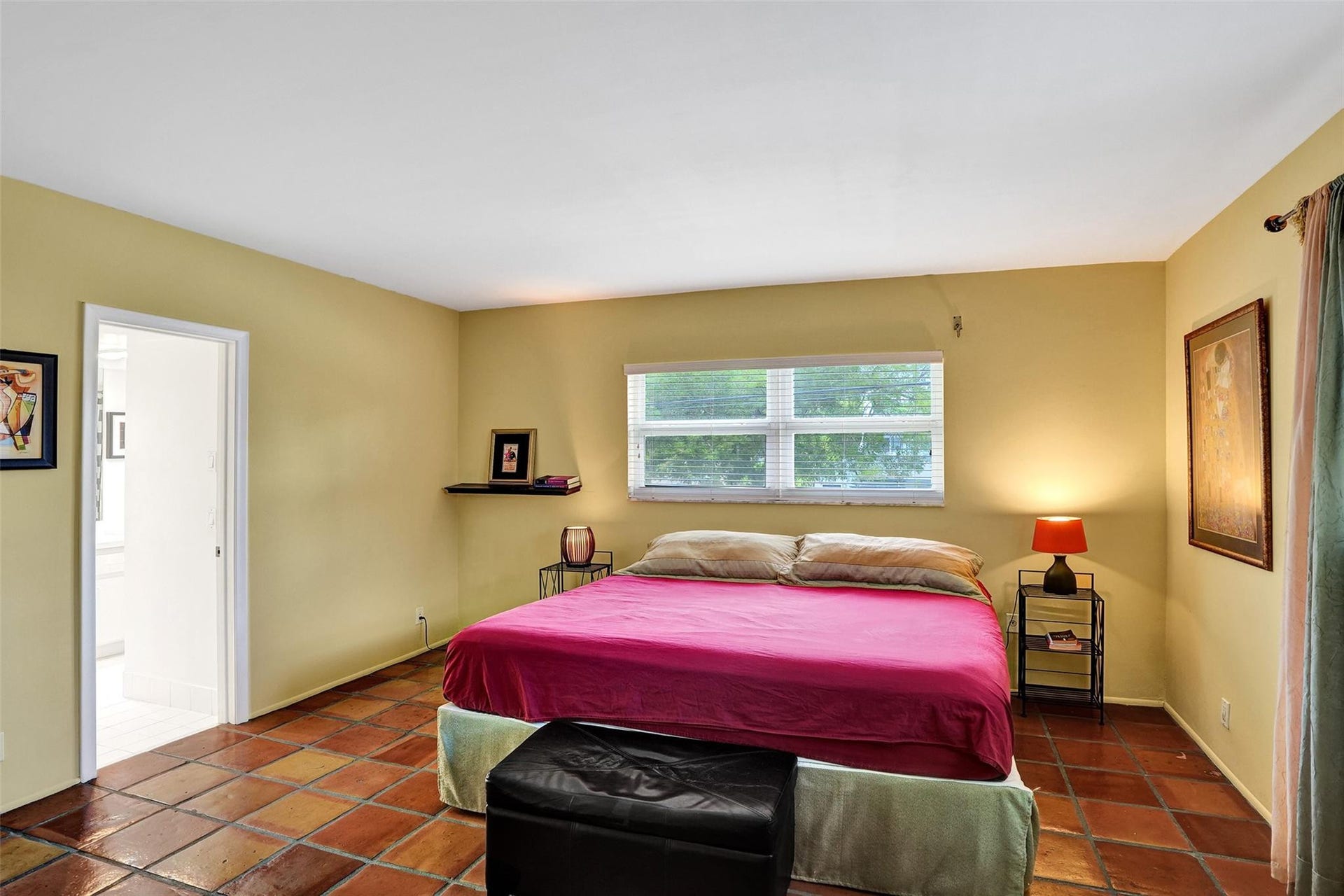 1212 SE 2nd Court, #201, Fort Lauderdale, FL 33301