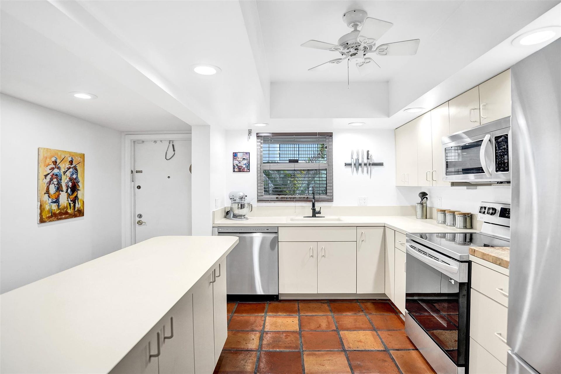 1212 SE 2nd Court, #201, Fort Lauderdale, FL 33301