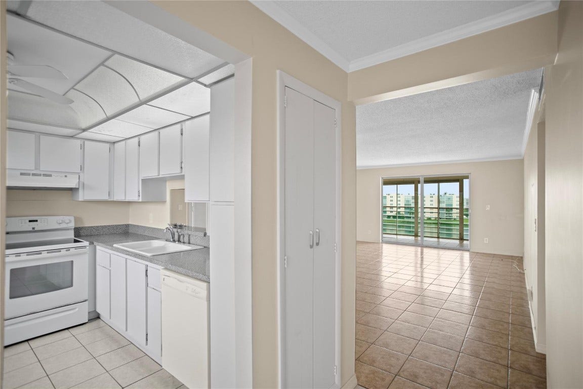 101 SE 3rd Avenue, #608, Dania Beach, FL 33004
