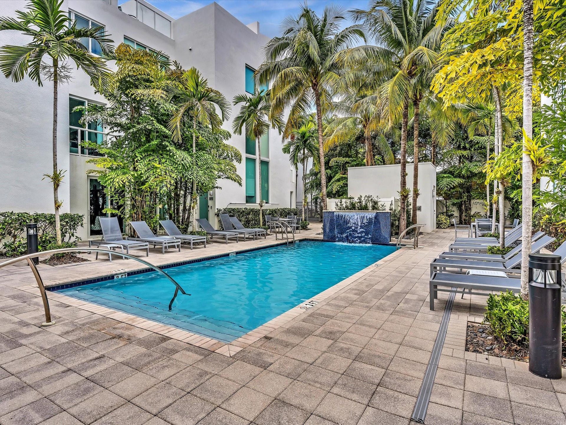 733 NE 4th Avenue, #733, Fort Lauderdale, FL 33304