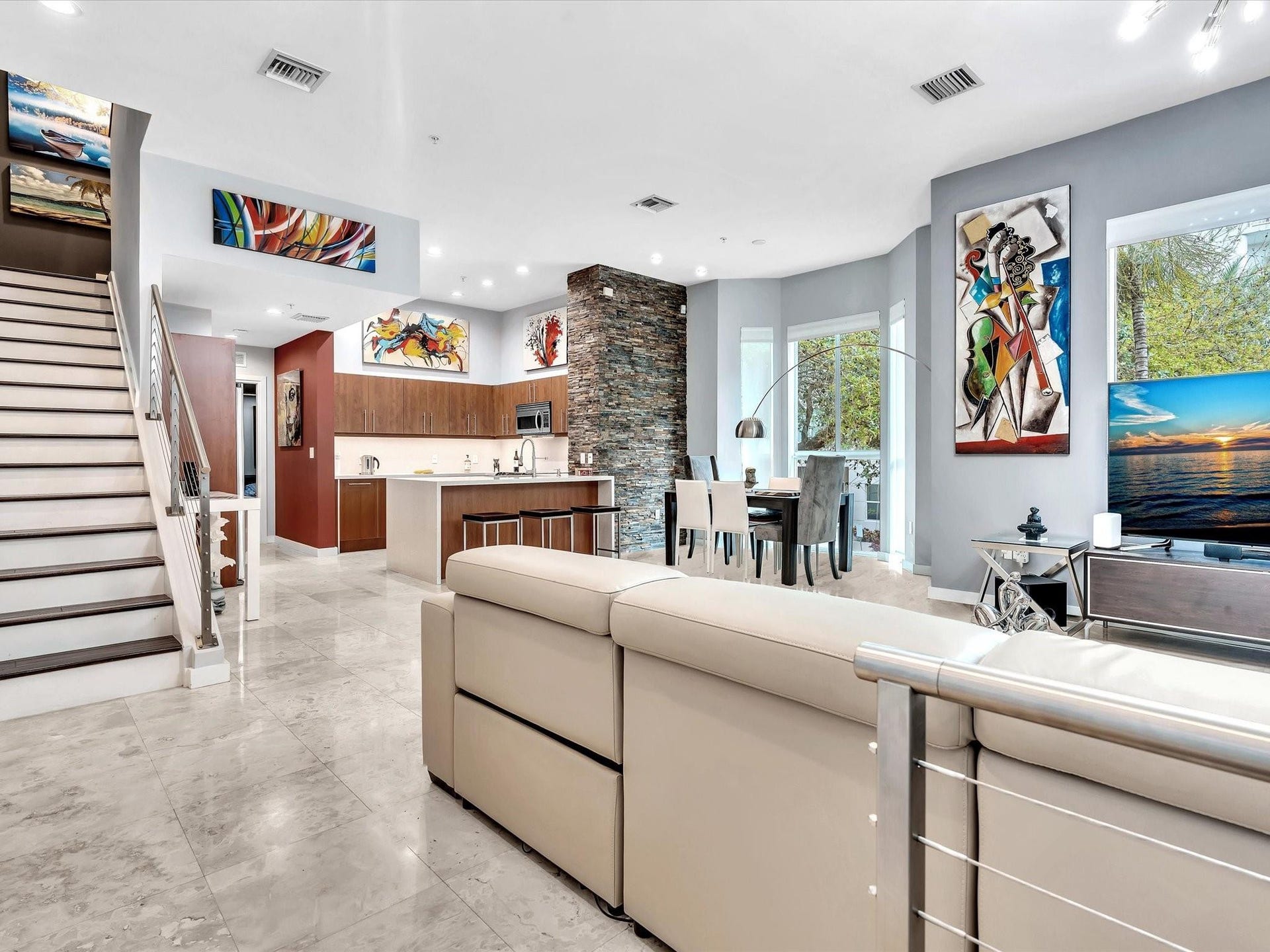 733 NE 4th Avenue, #733, Fort Lauderdale, FL 33304