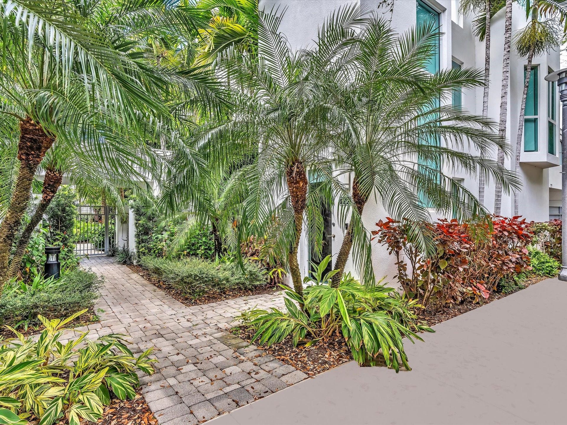 733 NE 4th Avenue, #733, Fort Lauderdale, FL 33304