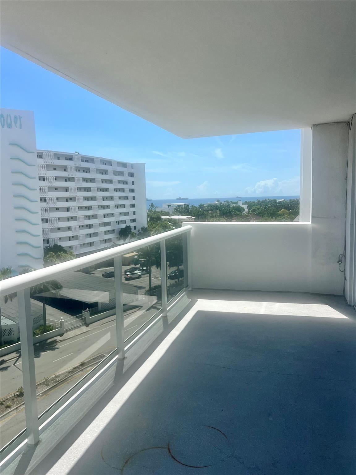 2841 N Ocean Boulevard, #802, Fort Lauderdale, FL 33308 View looking South