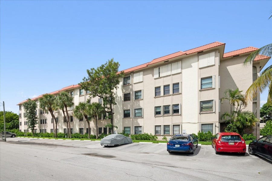 Property photo for 615 NE 12th Avenue, #112, Fort Lauderdale, FL
