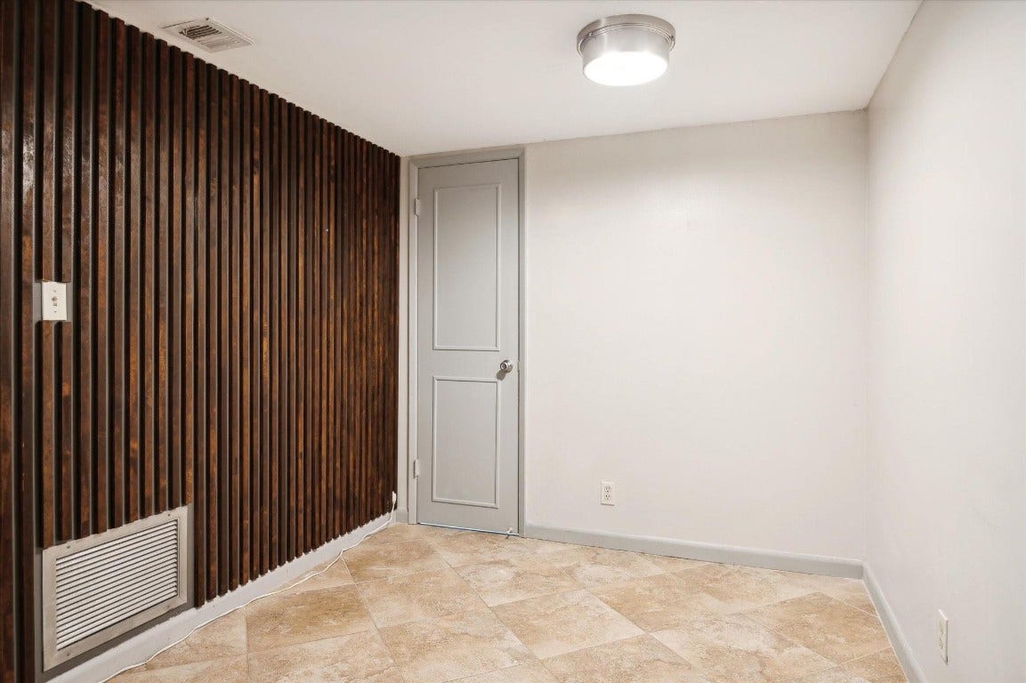 615 NE 12th Avenue, #112, Fort Lauderdale, Fort Lauderdale, FL 33304 615 NE 12th Avenue, #112, Fort Lauderdale, Fort Lauderdale, FL 33304