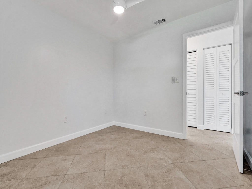 212 NE 2nd Court, Dania Beach, FL 33004 212 NE 2nd Court, Dania Beach, FL 33004