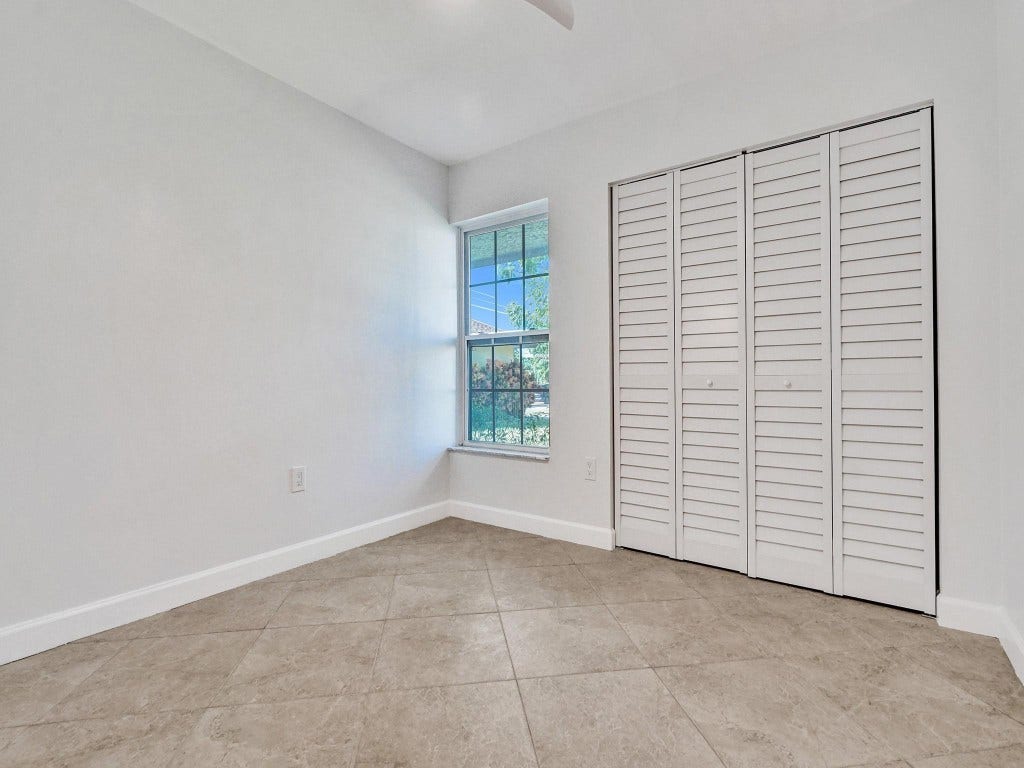 212 NE 2nd Court, Dania Beach, FL 33004 212 NE 2nd Court, Dania Beach, FL 33004