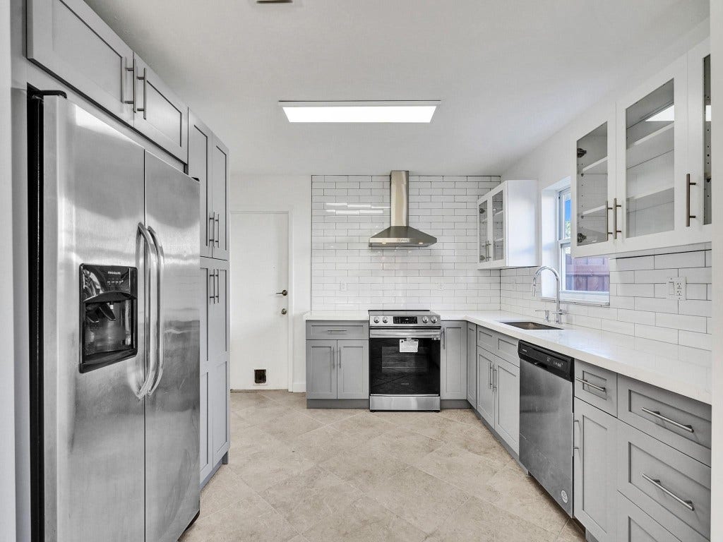 212 NE 2nd Court, Dania Beach, FL 33004 212 NE 2nd Court, Dania Beach, FL 33004
